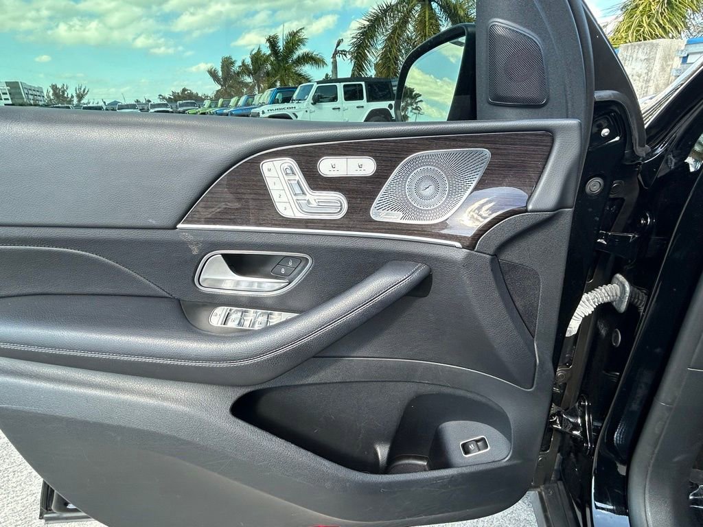 Used 2022 Mercedes-Benz GLE 350 w/ Premium Package image 16