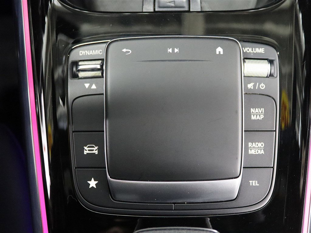 Used 2021 Mercedes-Benz GLA 35 AMG 4MATIC image 34