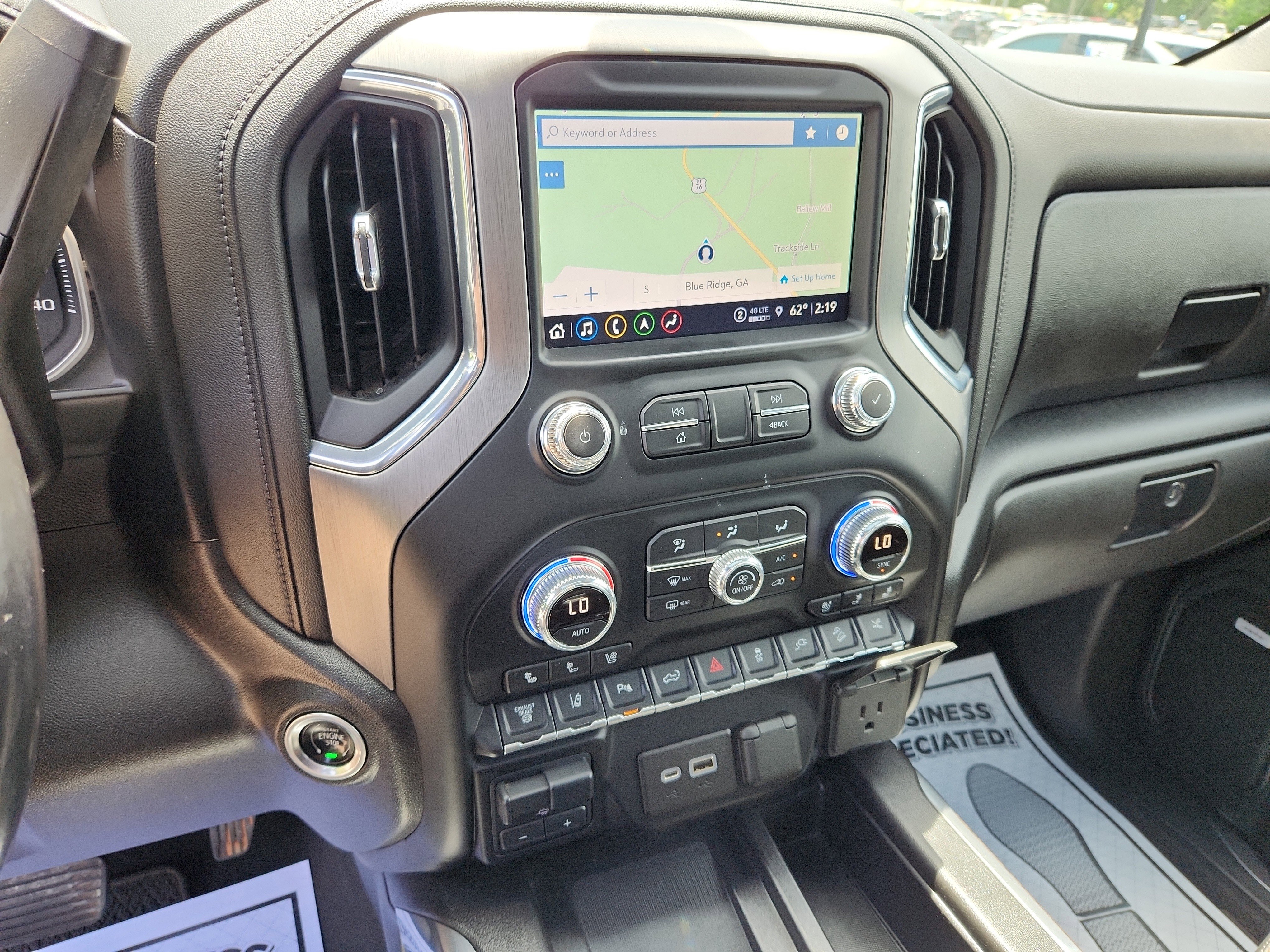 Used 2021 GMC Sierra 2500 Denali w/ Denali Ultimate Package AWD/4WD image 28
