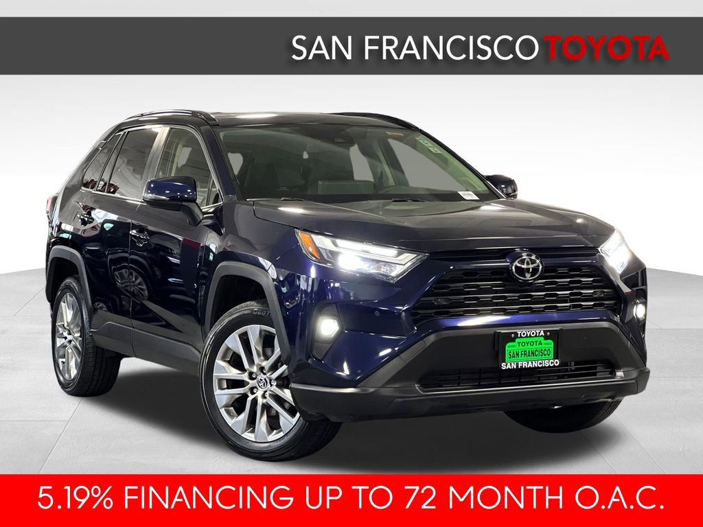 Used 2023 Toyota RAV4 XLE Premium AWD/4WD image 7