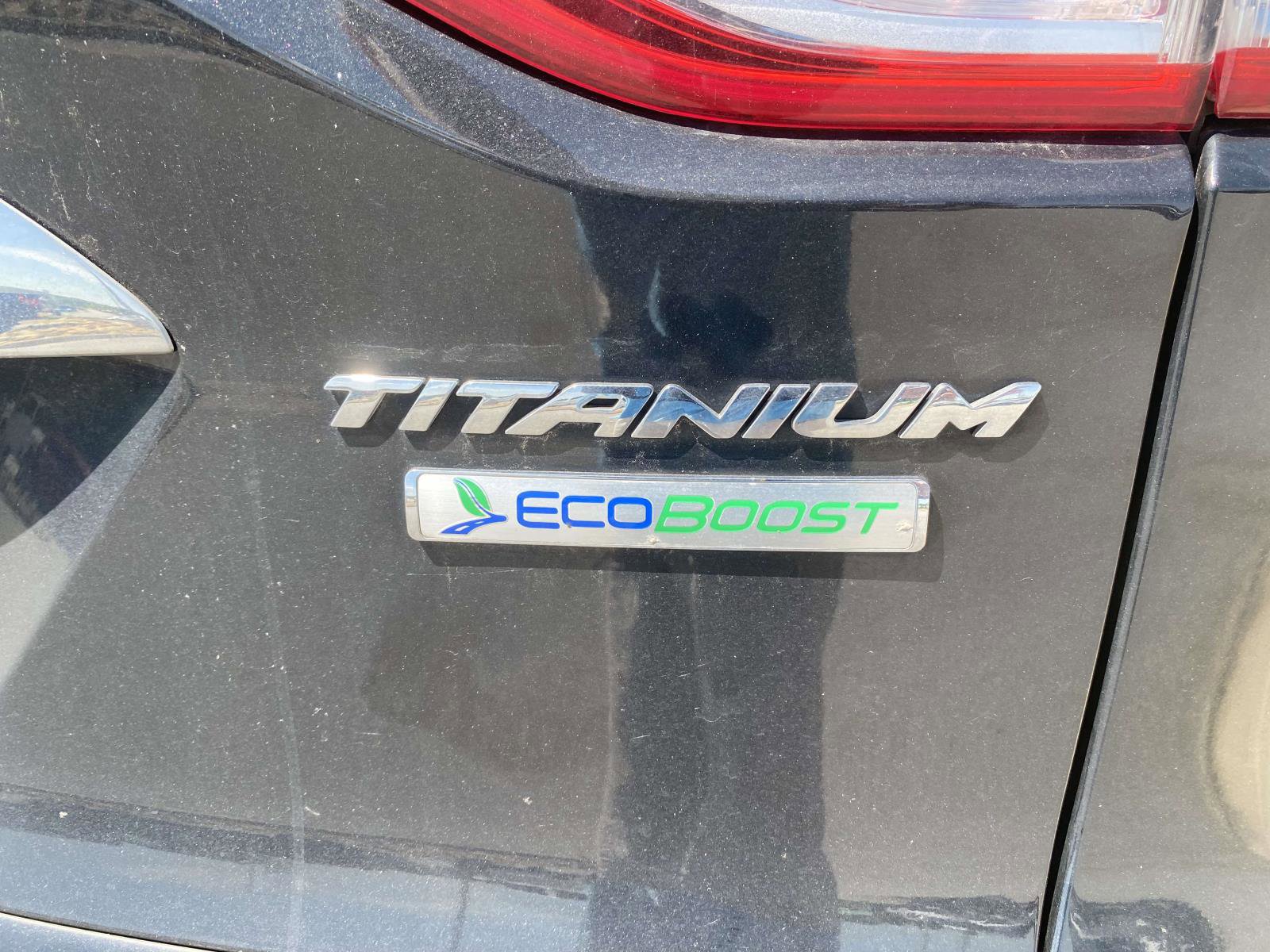 Used 2014 Ford Escape Titanium w/ Equipment Group 401A FWD image 10