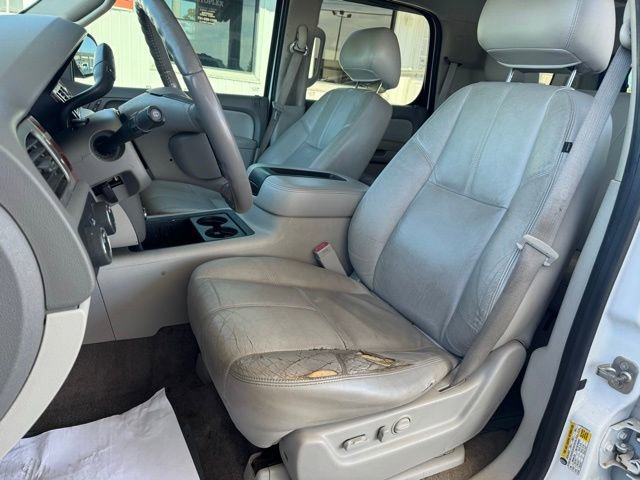 Used 2012 Chevrolet Tahoe LT w/ Luxury Package AWD/4WD image 20