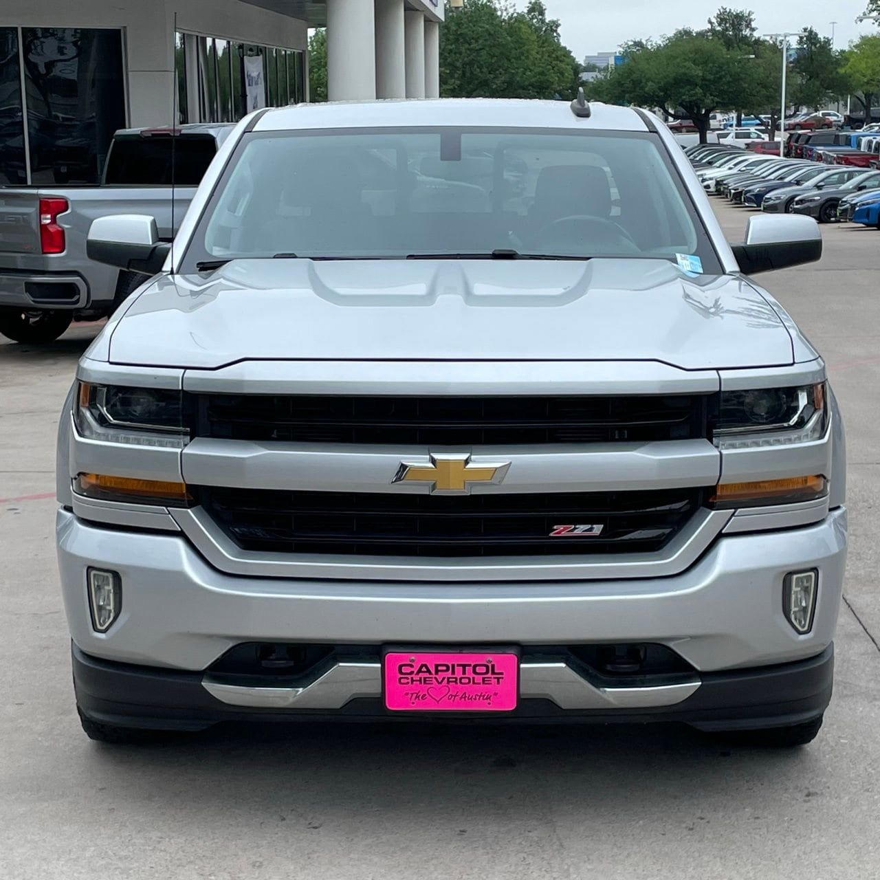 Used 2017 Chevrolet Silverado 1500 LT w/ Texas Edition AWD/4WD image 7
