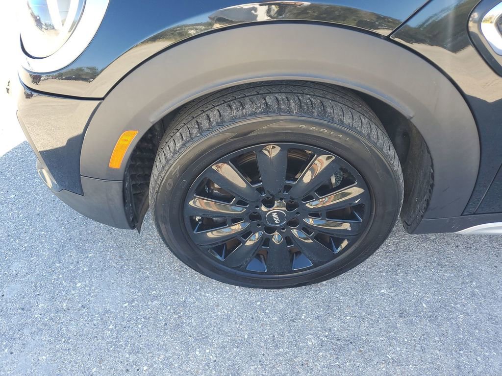 Used 2023 MINI Cooper Countryman S w/ Signature Upholstery Package image 18