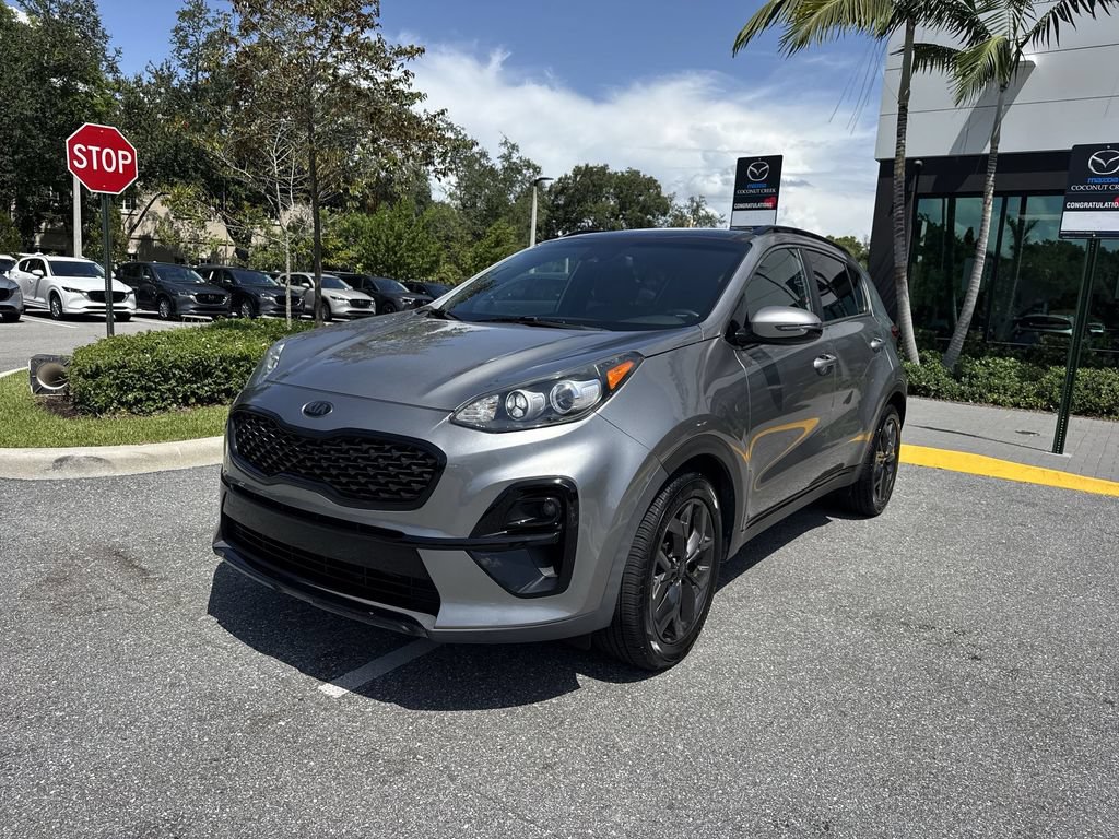 Used 2022 Kia Sportage Nightfall Edition FWD image 9