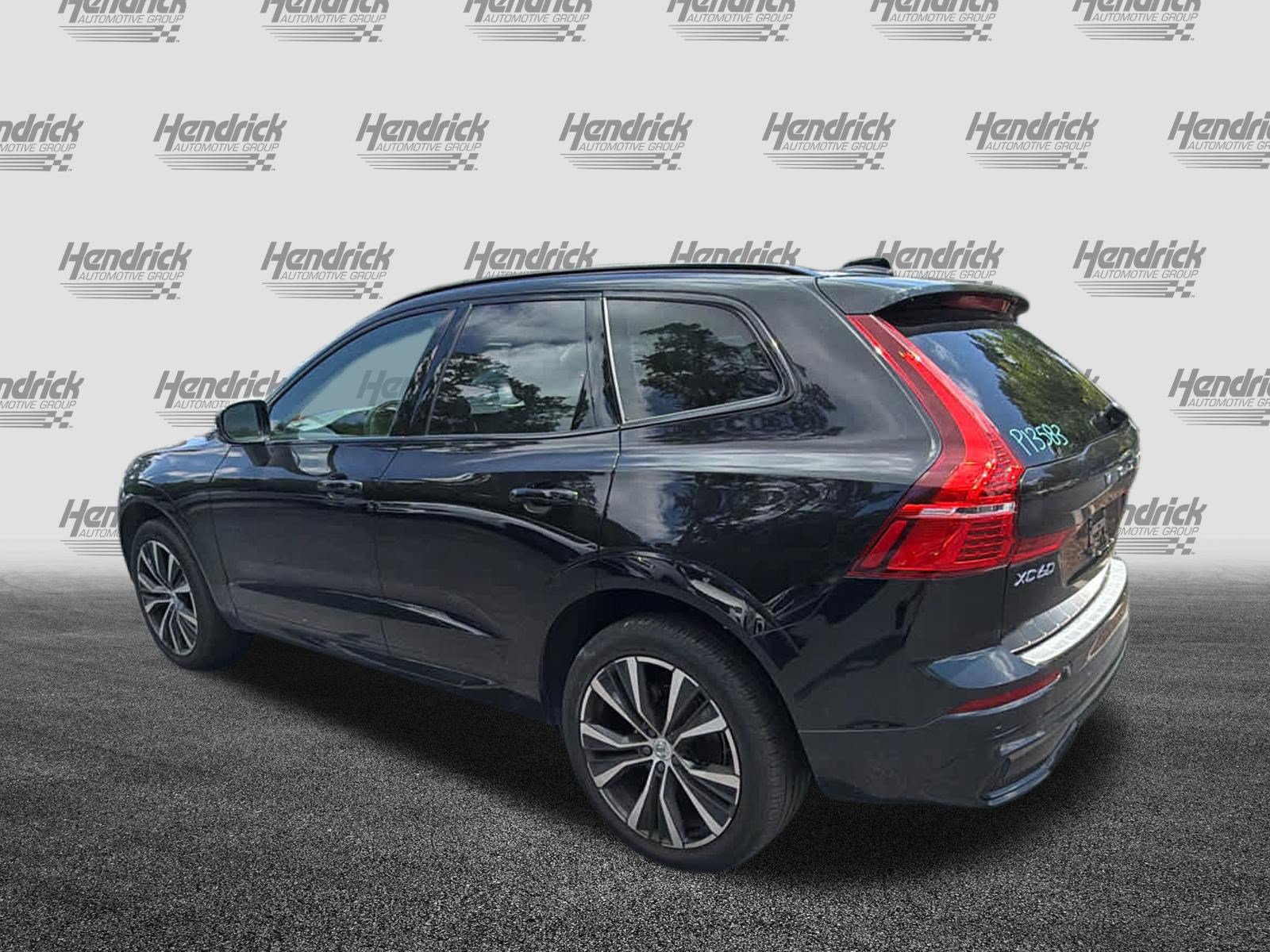 Used 2025 Volvo XC60 B5 Plus w/ Protection Package Premier AWD/4WD image 11