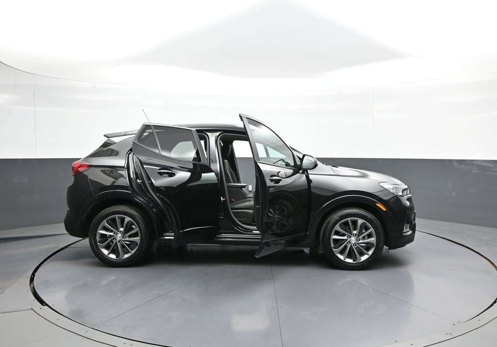 Used 2023 Buick Encore GX Select w/ Sport Touring Package image 41
