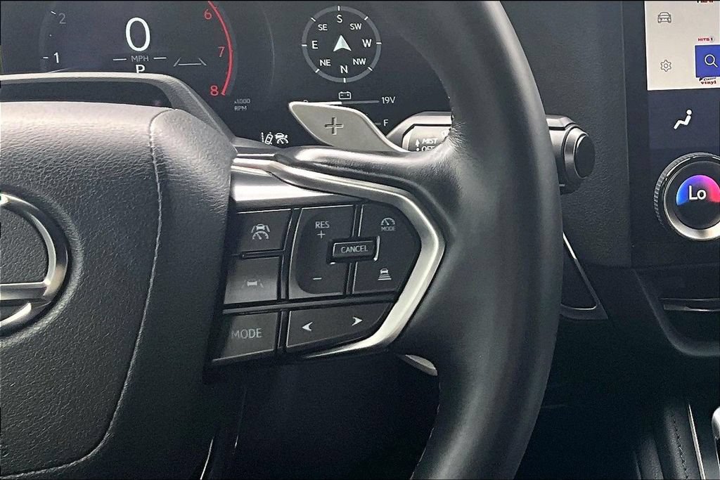 Used 2024 Lexus GX 550 AWD/4WD image 28