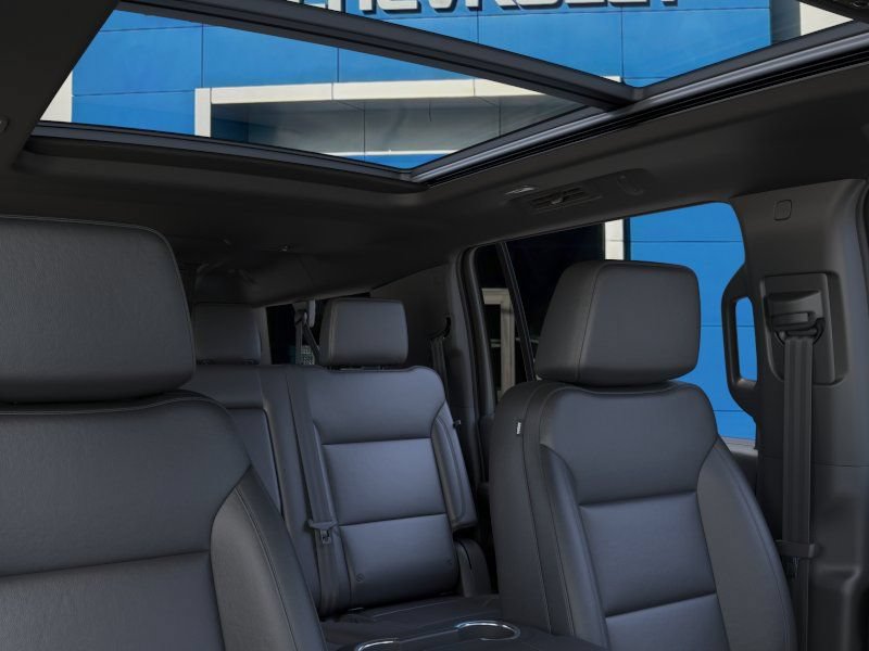 New 2026 Chevrolet Suburban Z71 w/ Sun And Tow Package AWD/4WD image 24