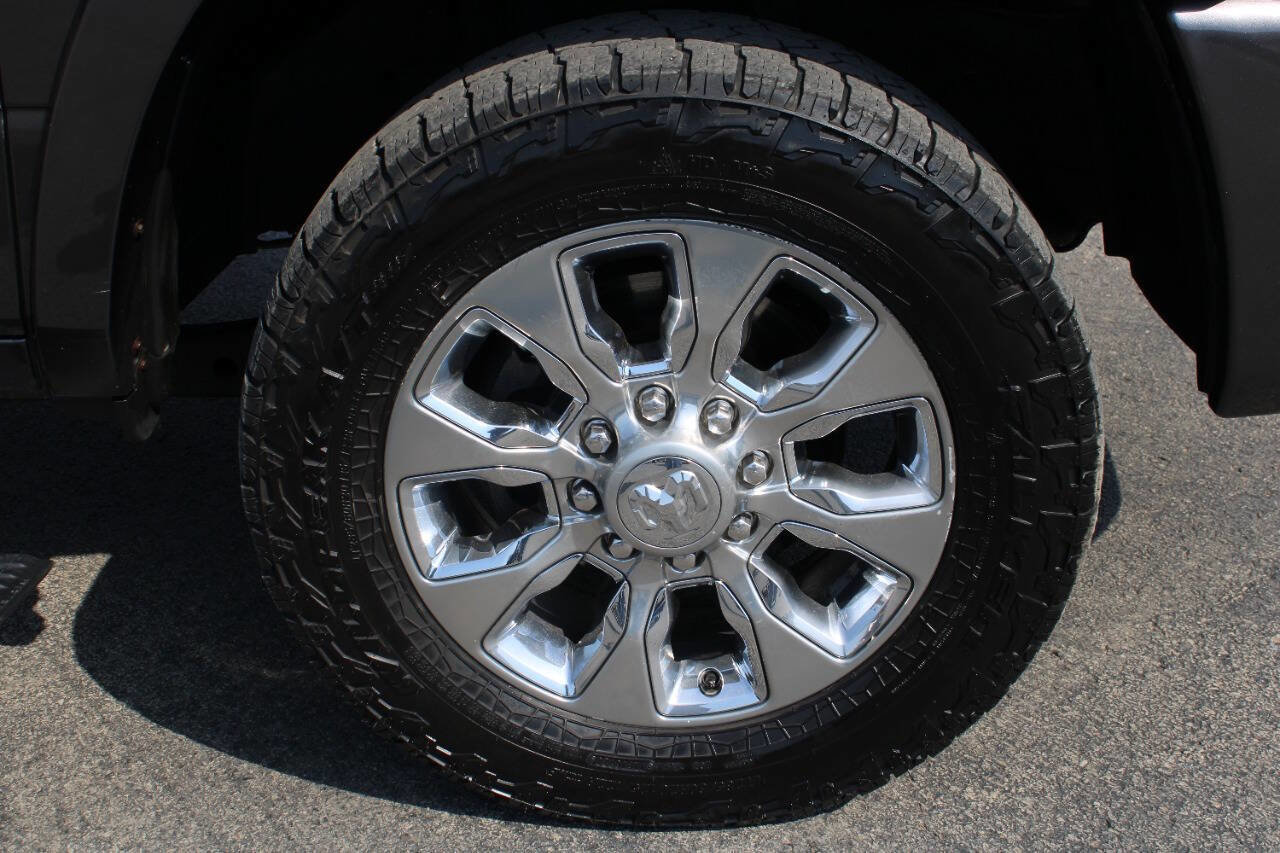 Used 2019 RAM 3500 Limited image 16