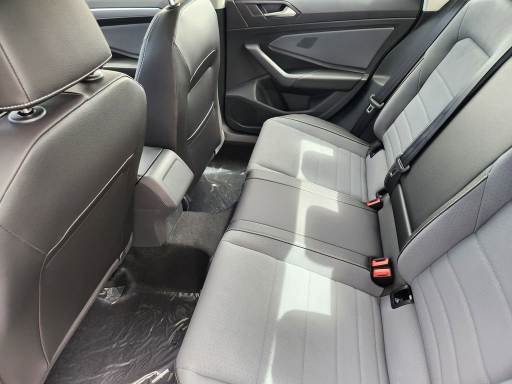 New 2026 Volkswagen Jetta SE FWD image 19