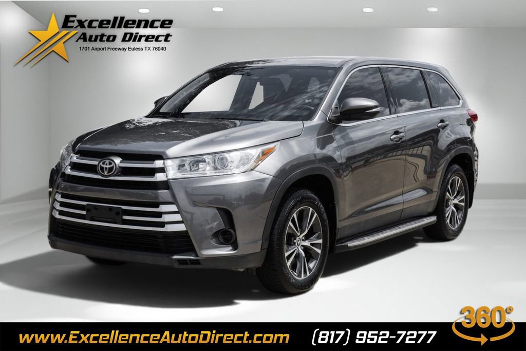 Used 2019 Toyota Highlander LE FWD video 1