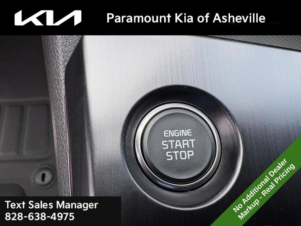 New 2026 Kia Sportage LX FWD image 13
