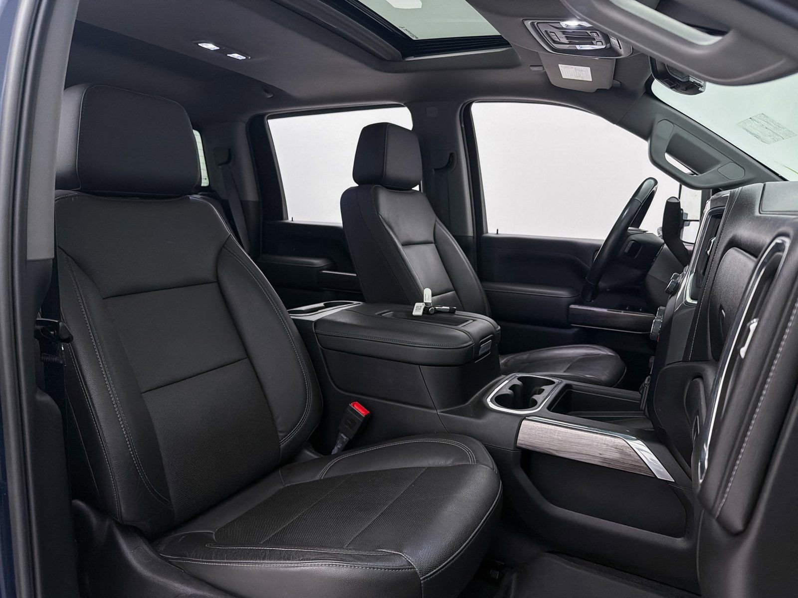 Used 2020 Chevrolet Silverado 2500 LTZ w/ LTZ Premium Package image 26