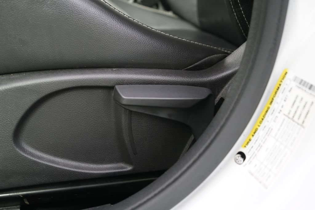 Used 2018 Ford Focus ST w/ Equipment Group 401A FWD image 14