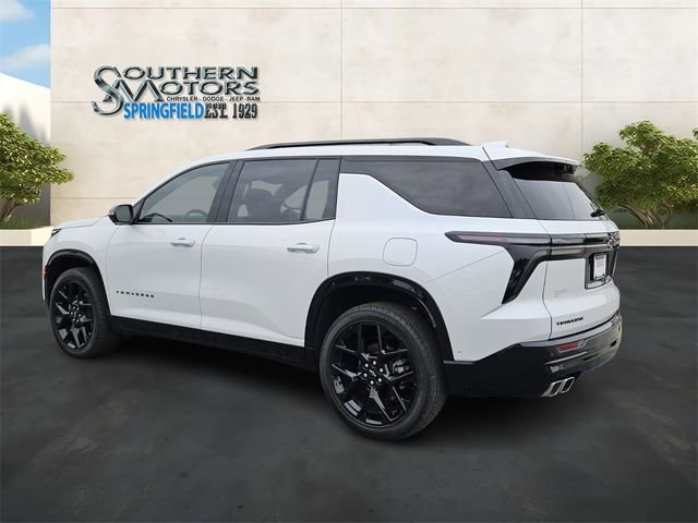 Used 2024 Chevrolet Traverse RS FWD image 3