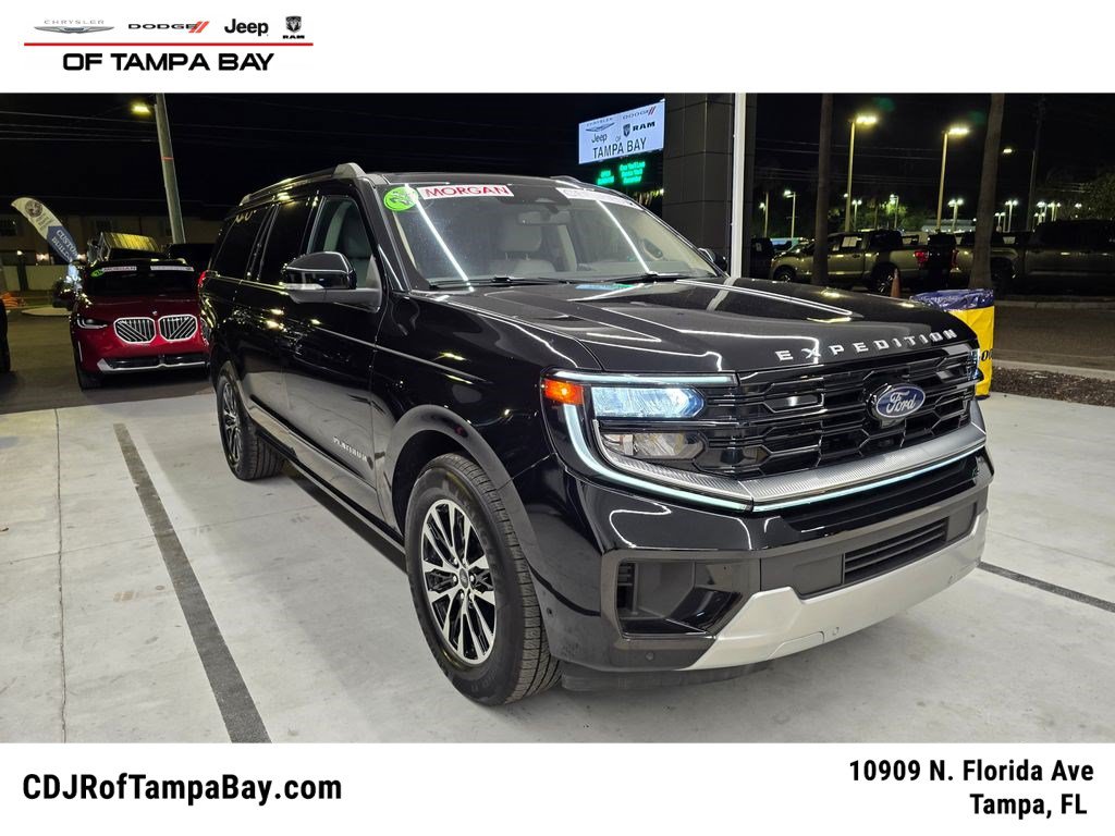 Used 2025 Ford Expedition Max Platinum AWD/4WD image 1