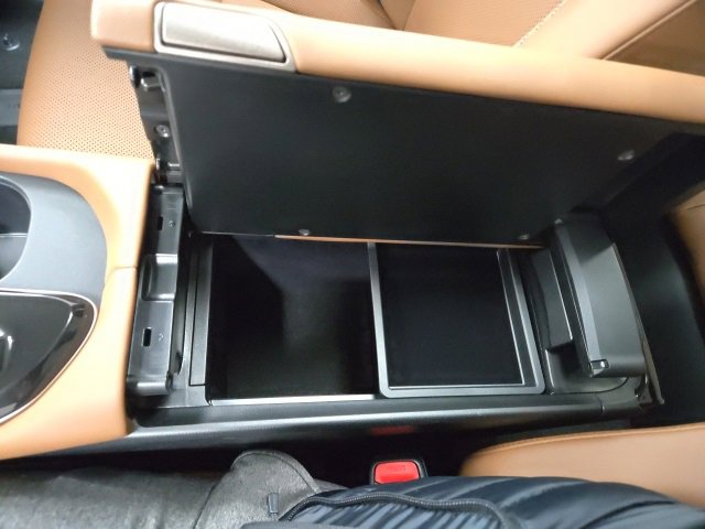 New 2026 Toyota Crown Signia image 28