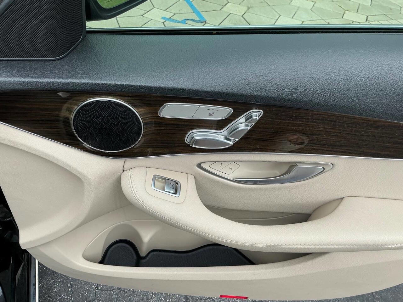 Used 2018 Mercedes-Benz C 300 Sedan image 29