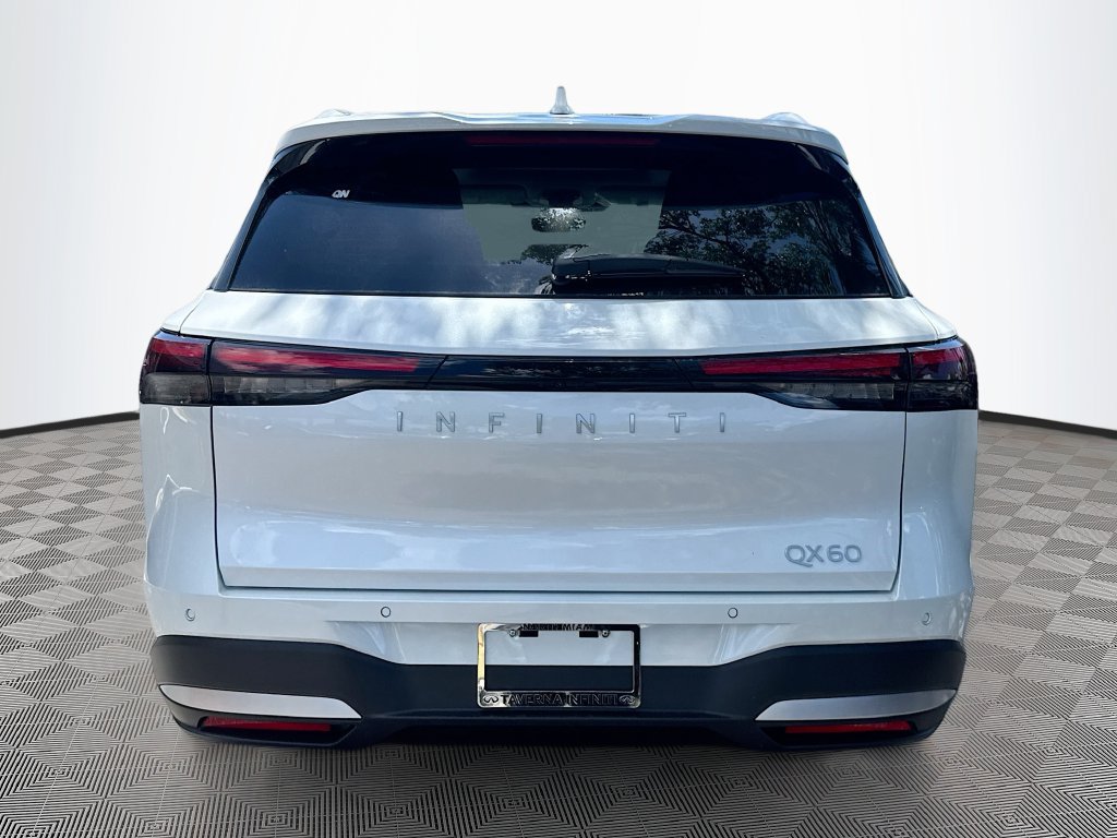 Used 2027 INFINITI QX60 Luxe w/ Cargo Package FWD image 7