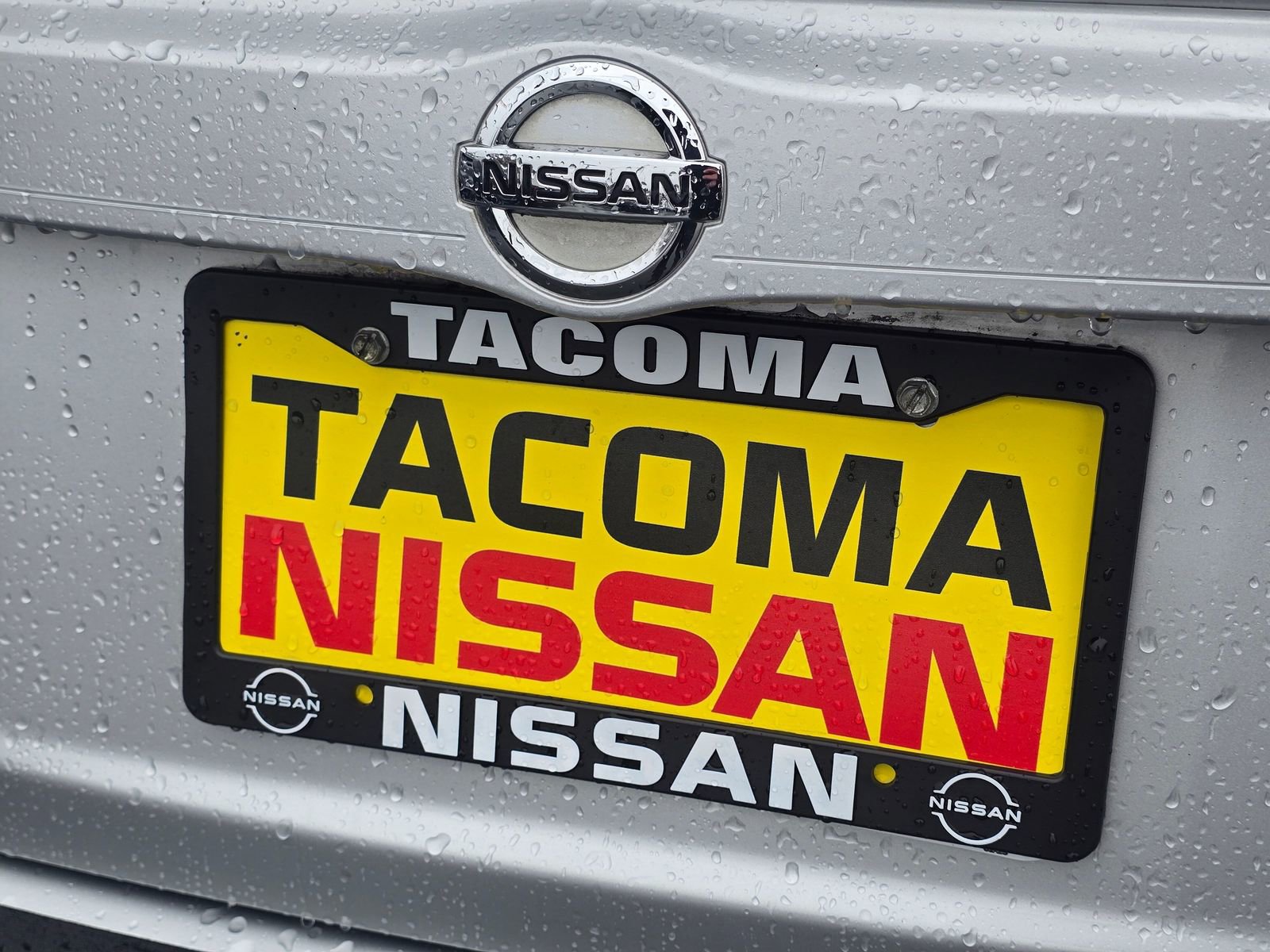 Used 2015 Nissan Versa SV image 31