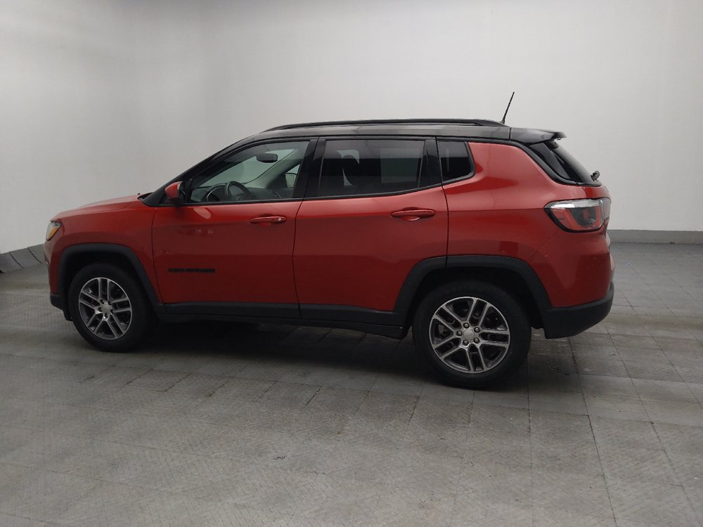 Used 2020 Jeep Compass Latitude FWD image 3
