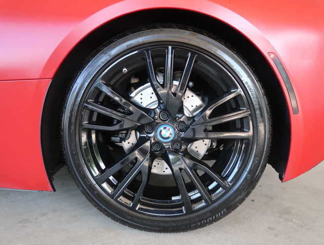 Used 2017 BMW i8 AWD/4WD image 43