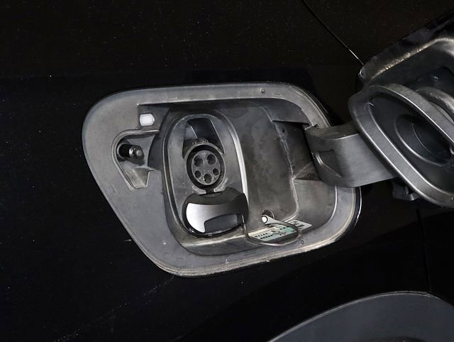 Used 2023 Volkswagen ID.4 Pro S image 30