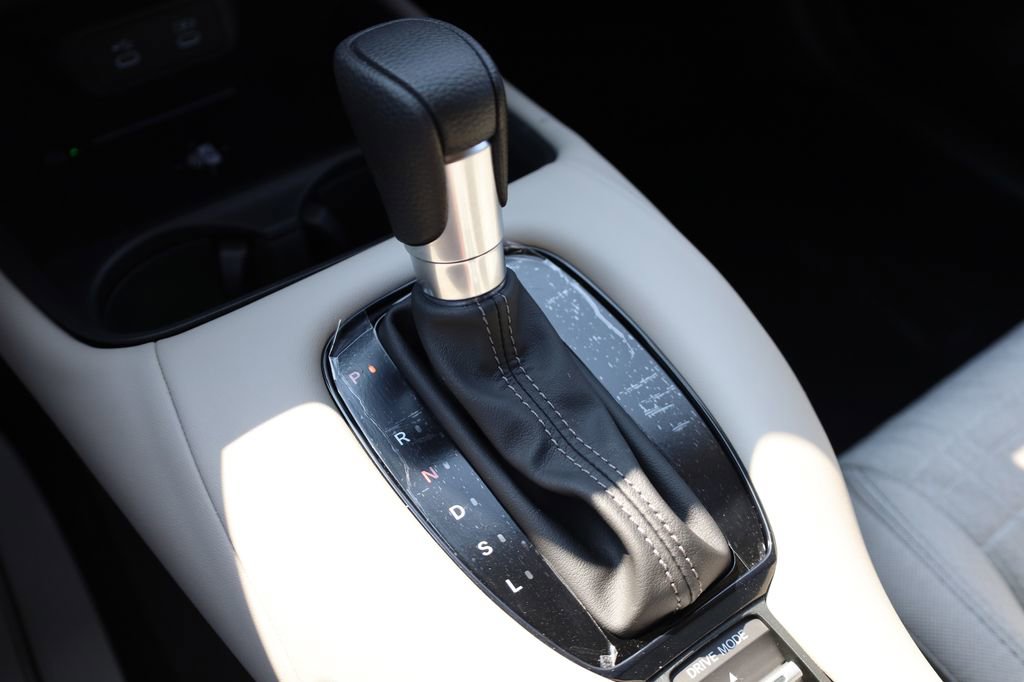 New 2026 Honda HR-V LX image 23