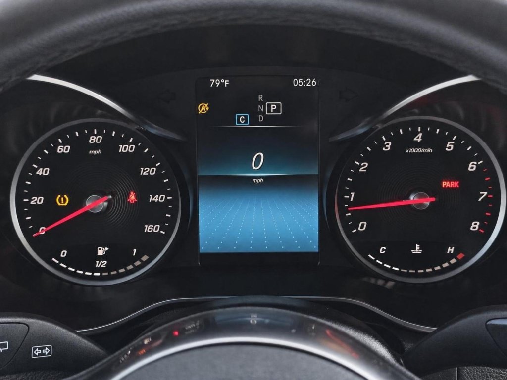 Used 2022 Mercedes-Benz GLC 300 4MATIC image 38