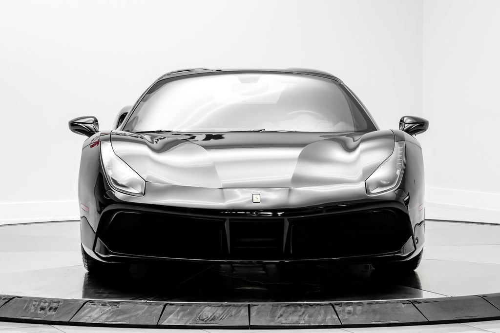 Used 2018 Ferrari 488 Spider RWD image 2