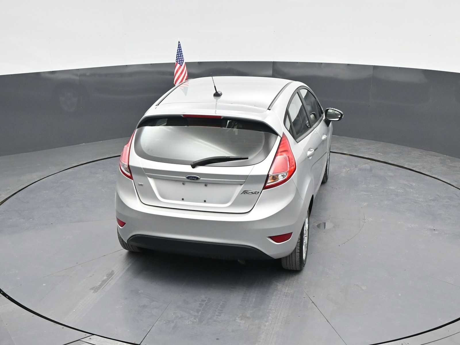 Used 2016 Ford Fiesta SE w/ Cold Weather Package FWD image 29