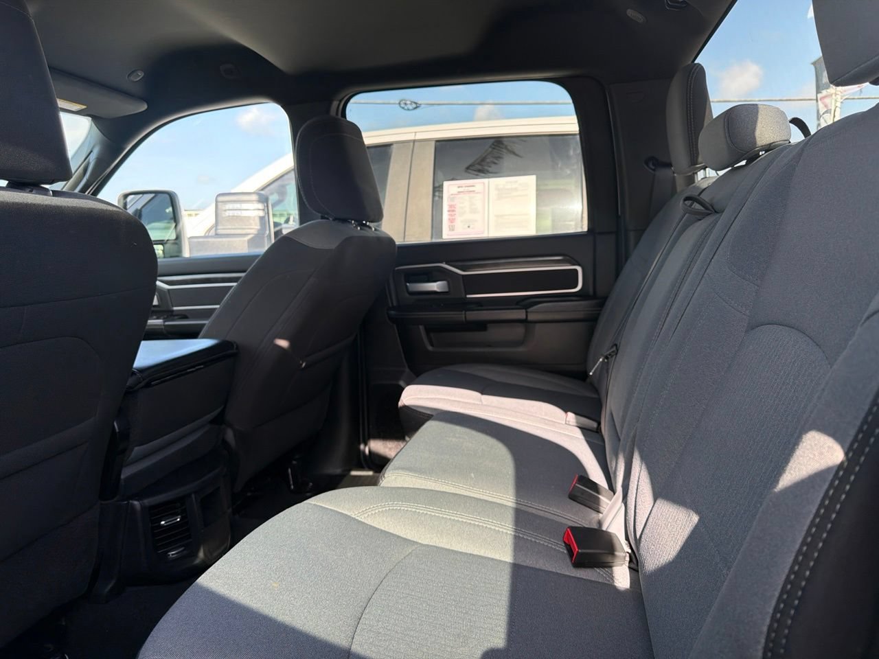 Used 2024 RAM 2500 Big Horn AWD/4WD image 12
