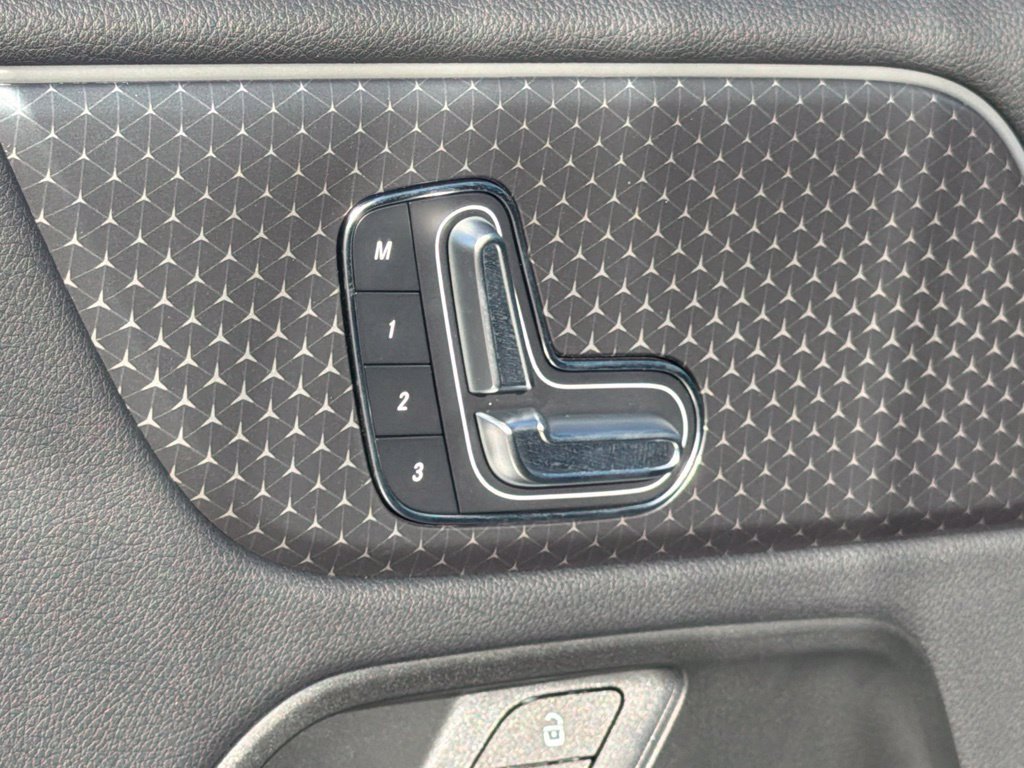 Certified 2024 Mercedes-Benz EQB 250+ image 18
