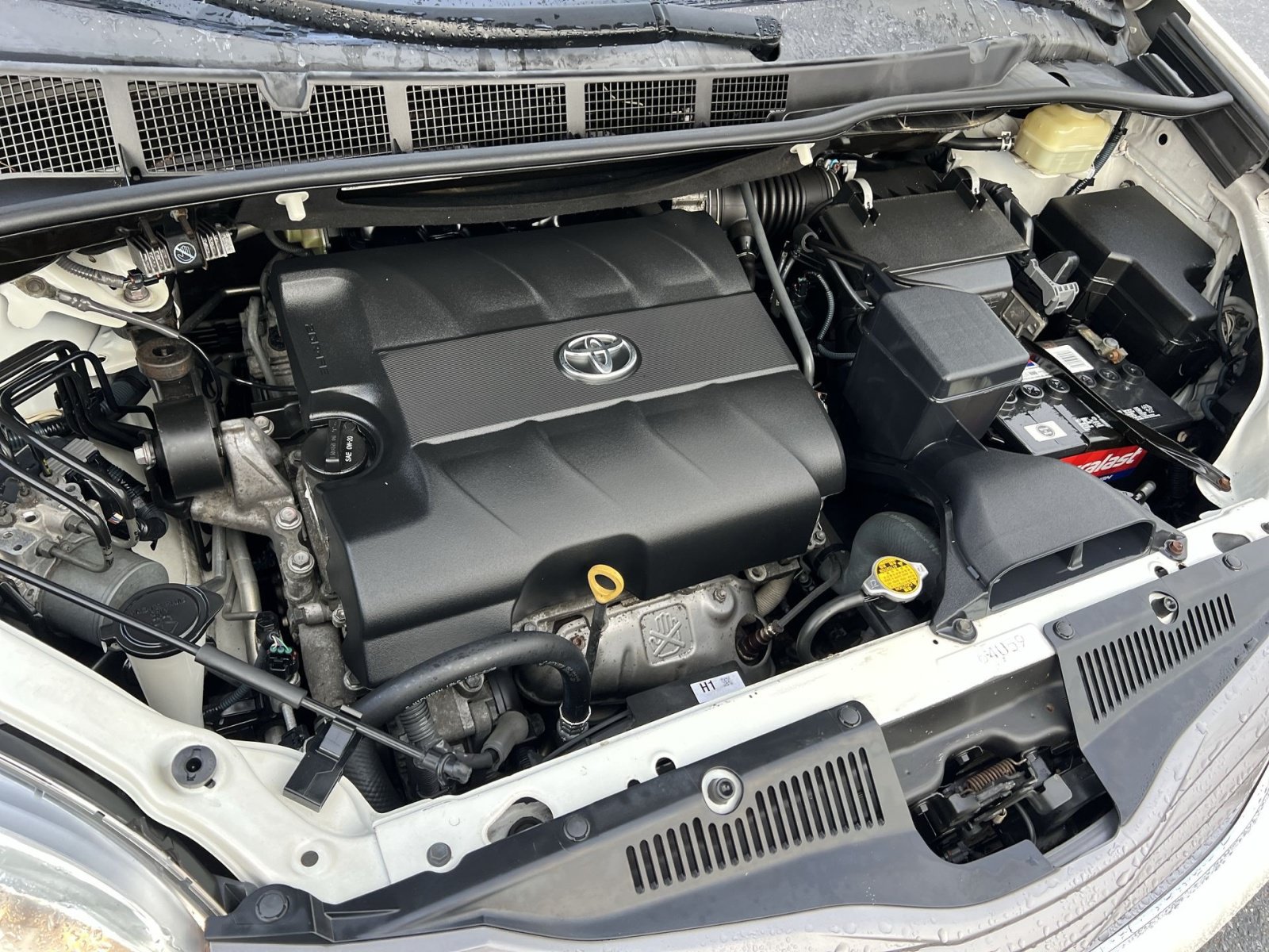 Used 2016 Toyota Sienna XLE w/ XLE Navigation Package FWD image 29