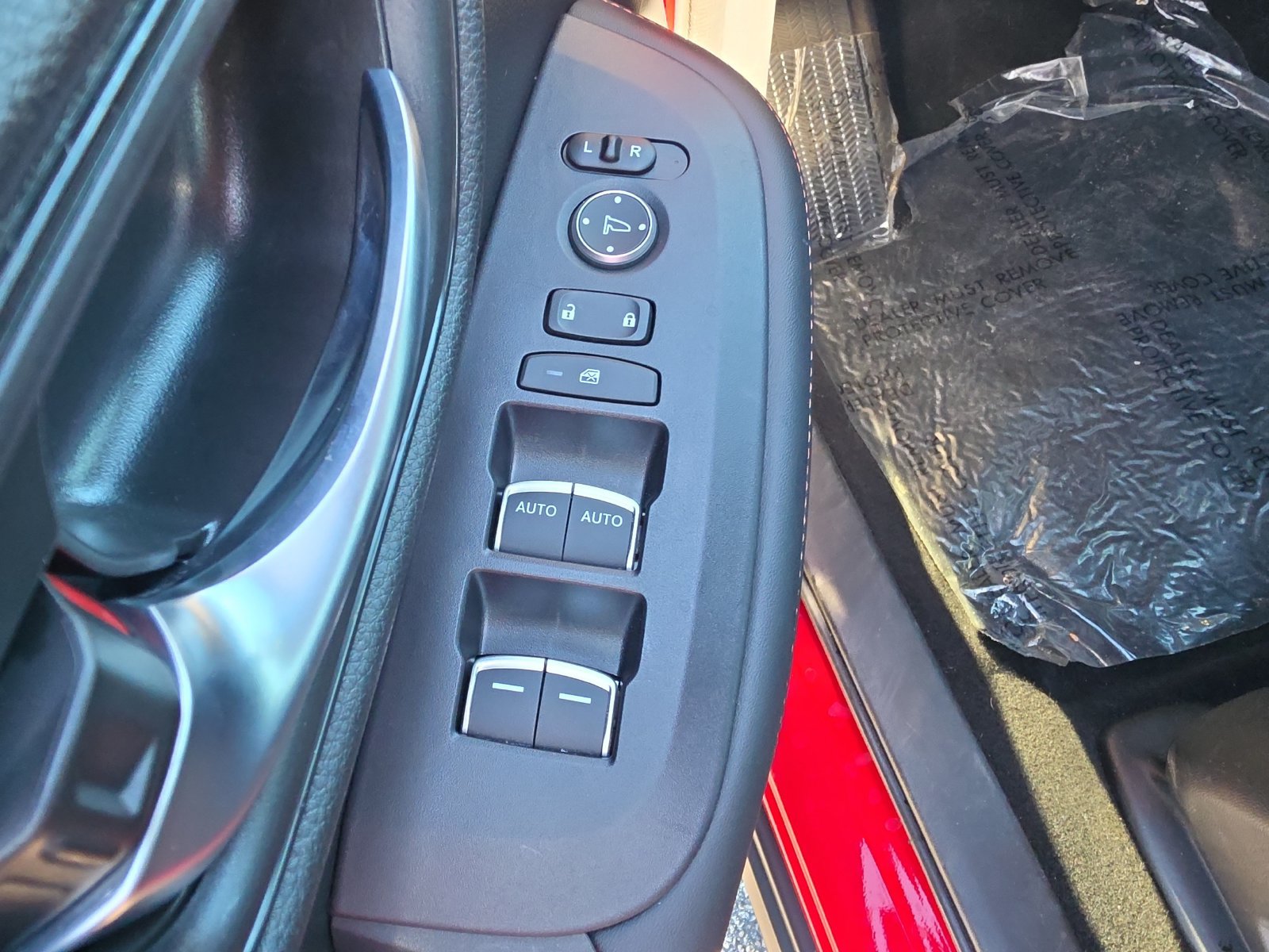 Used 2025 Honda HR-V Sport image 14
