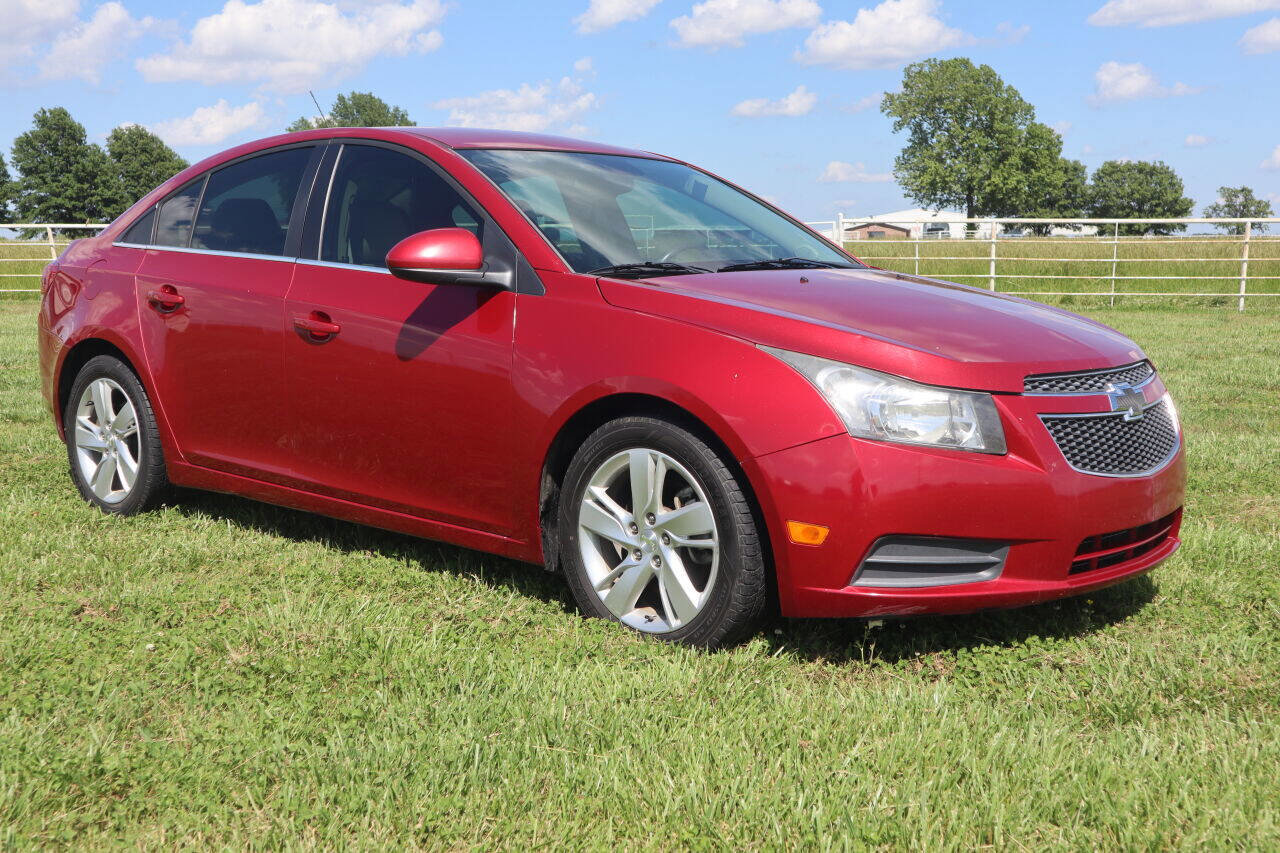 Used 2014 Chevrolet Cruze Diesel w/ Enhanced Safety Package image 4