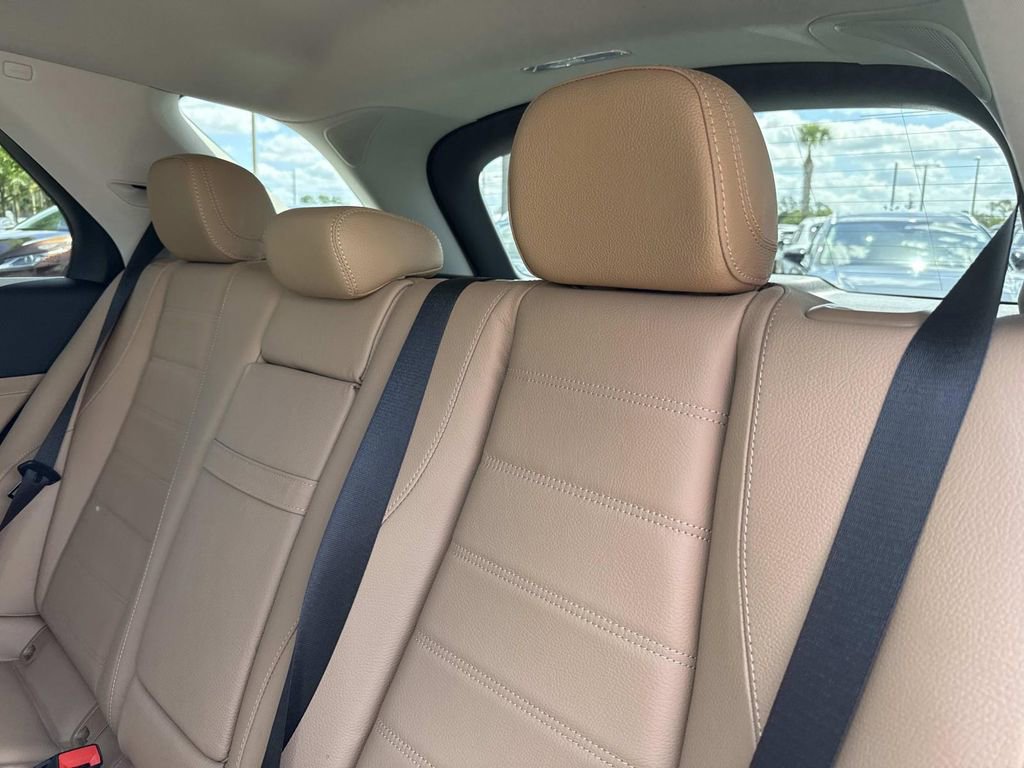 Used 2024 Mercedes-Benz GLE 350 4MATIC image 16