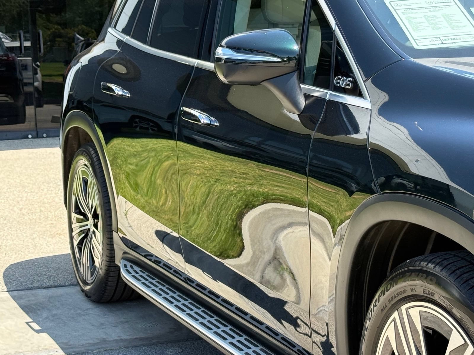 Used 2023 Mercedes-Benz EQS 450+ SUV image 9