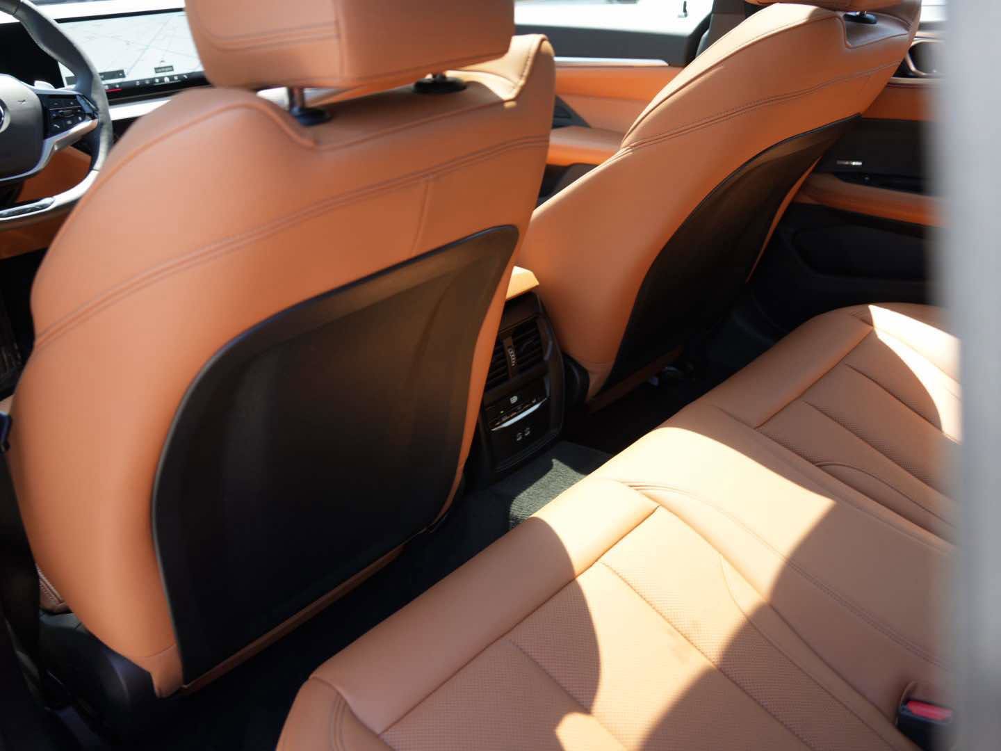 Used 2025 BMW 430i w/ Premium Package RWD image 11
