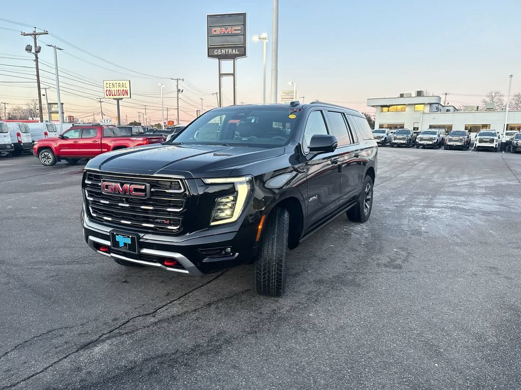 New 2026 GMC Yukon XL AT4 Ultimate AWD/4WD image 3