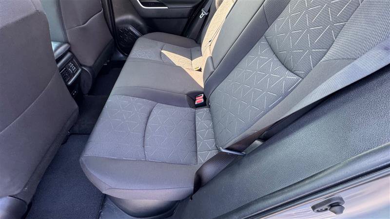 Used 2022 Toyota RAV4 XLE w/ Convenience Package AWD/4WD image 39