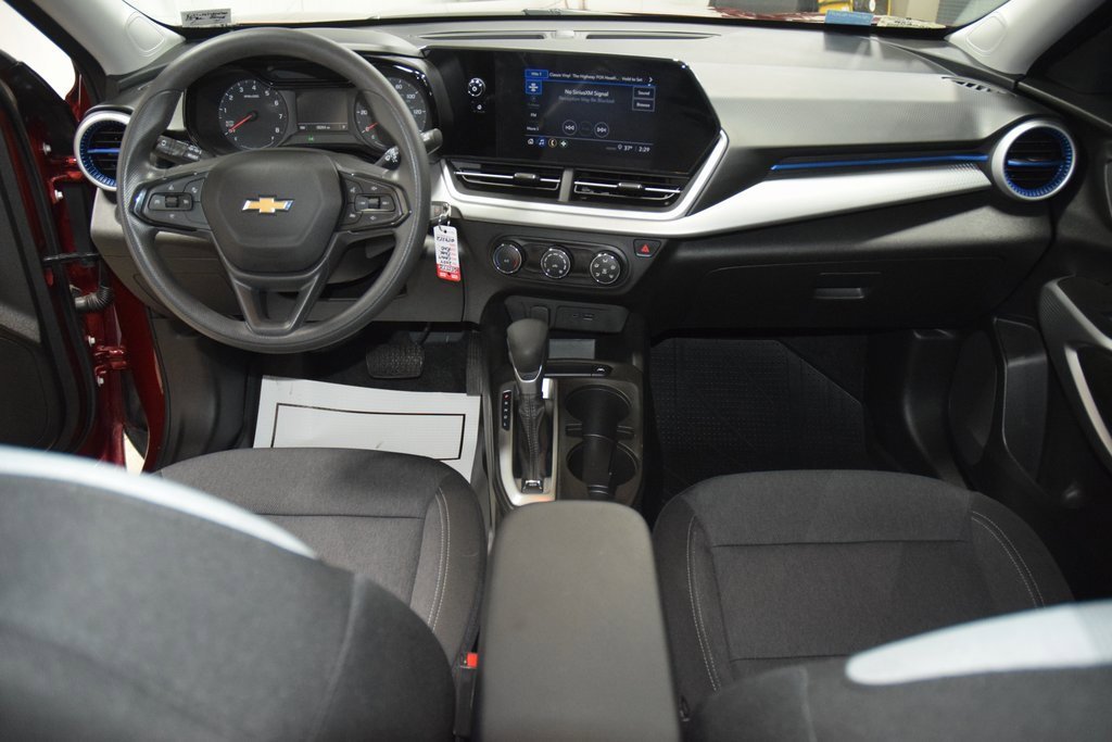 Certified 2024 Chevrolet Trax LS w/ Driver Confidence Package image 27