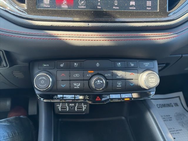 Used 2024 Dodge Durango GT image 22