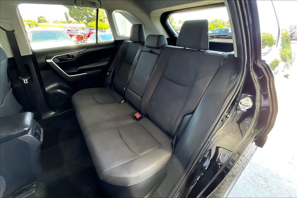 Used 2020 Toyota RAV4 LE w/ All Weather Liner Package image 22