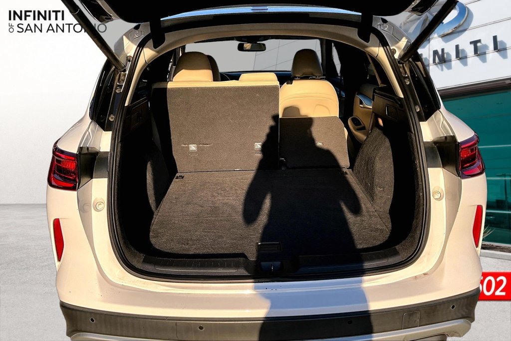 Certified 2022 INFINITI QX50 Luxe FWD image 47