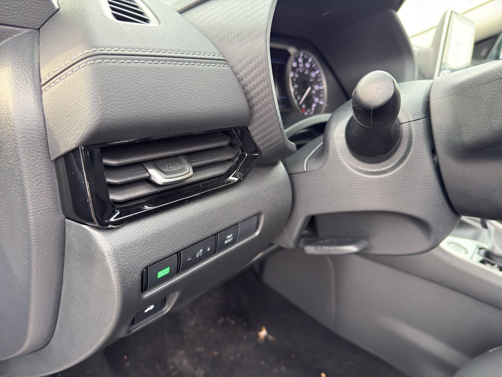 Used 2025 Nissan Sentra SV w/ All-Weather Package image 13