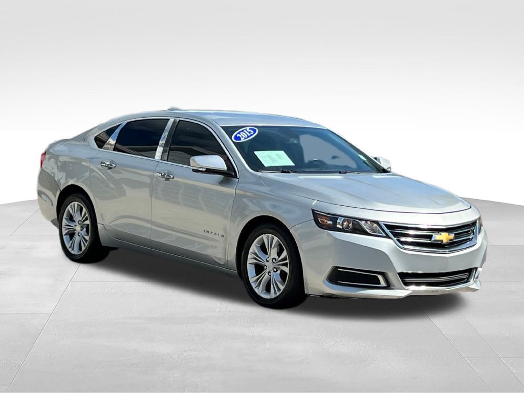 Used 2015 Chevrolet Impala LT w/ Convenience Package FWD image 2