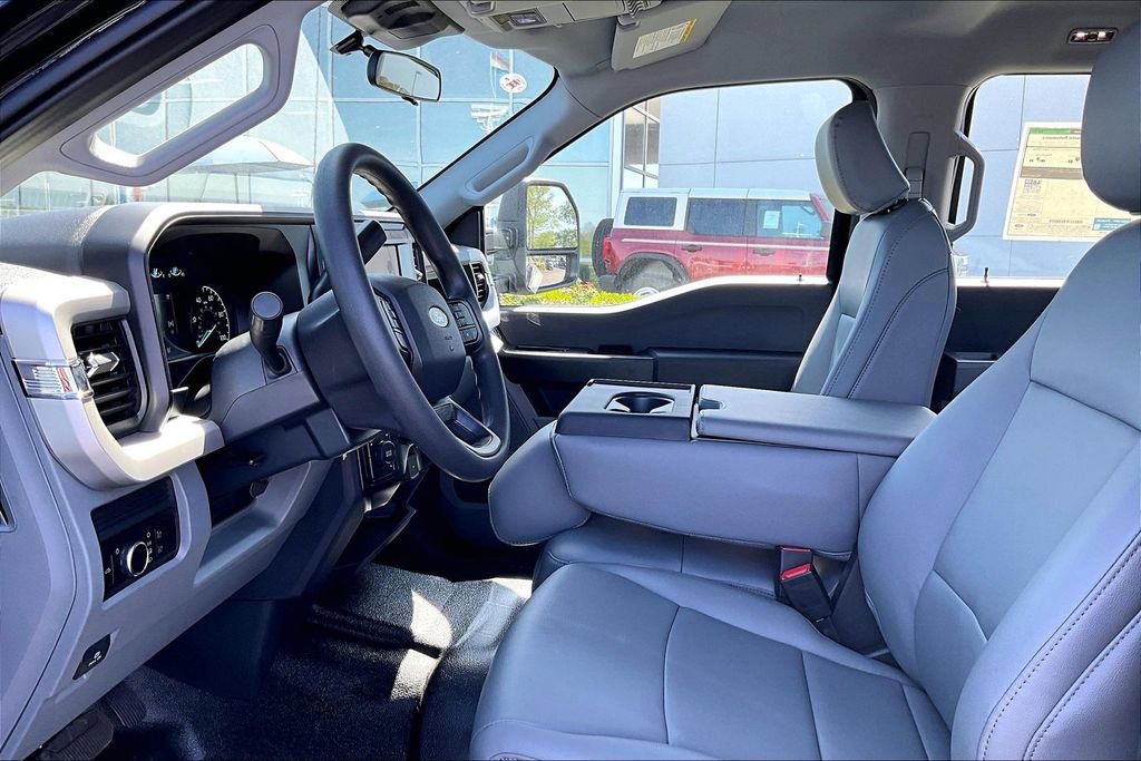 New 2026 Ford F350 XL image 9