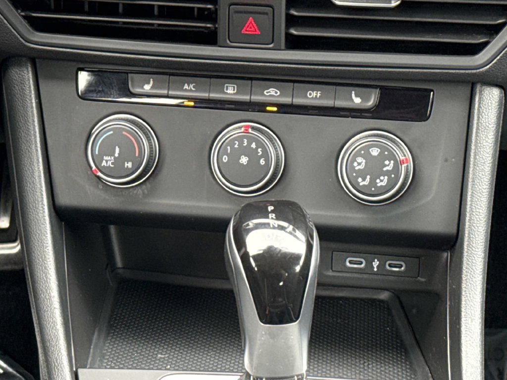 Used 2024 Volkswagen Jetta Sport FWD image 16